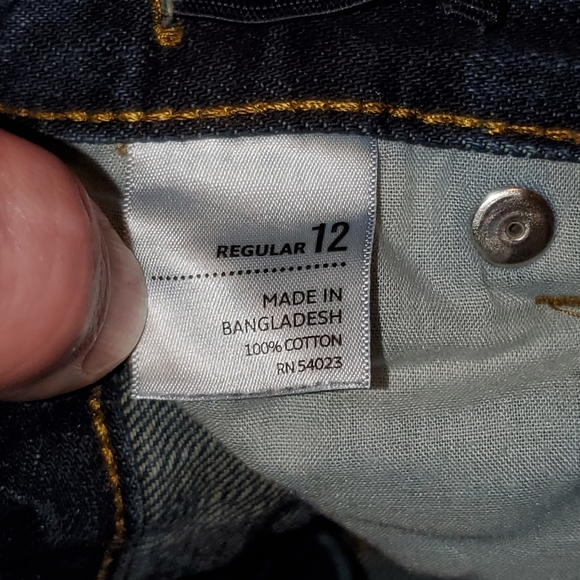 ❤ Old Navy Jeans 12 reg boot cut - Picture 3 of 4